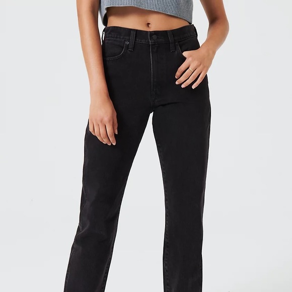 Sunday Best Low Key Mom Jean - Picture 3 of 4